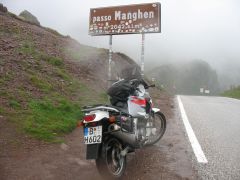 Dauerregen und Graupelschauer am Manghen Pass...