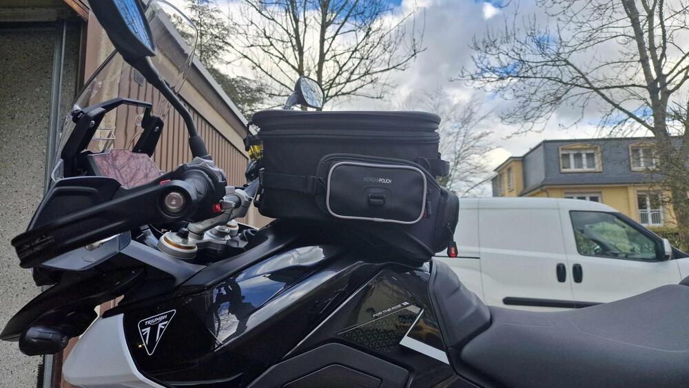 Tankrucksack1 red.jpg