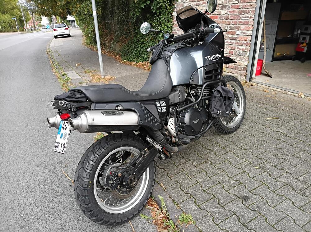 Triumph 1.jpg